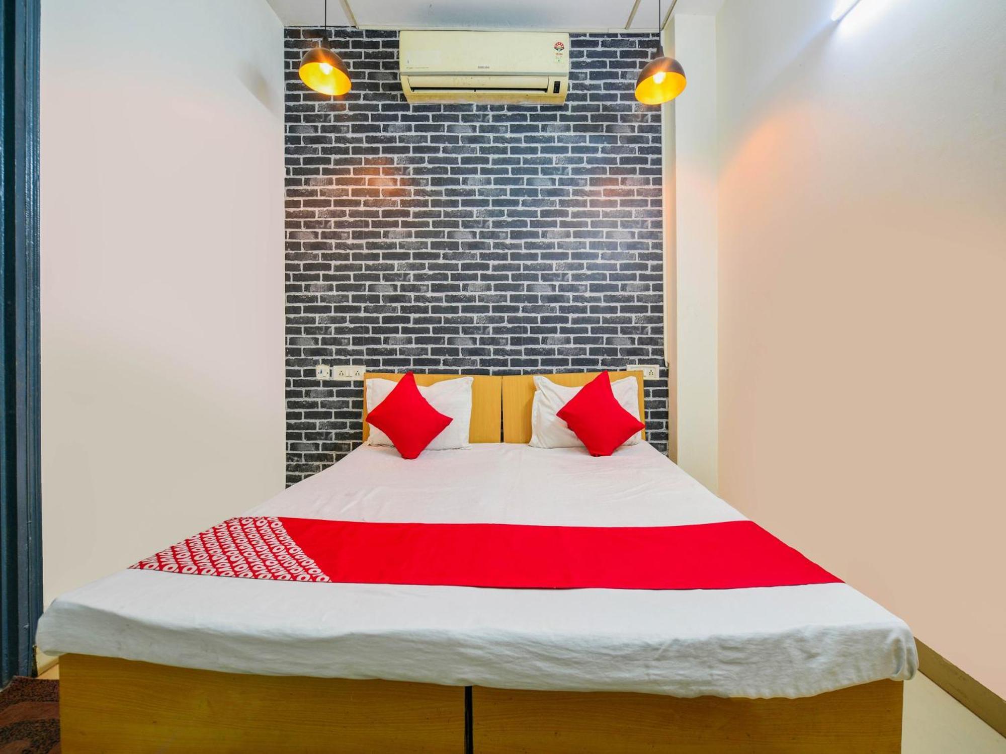 Hotel O Unique Delhi Home Stay New Delhi Exterior foto