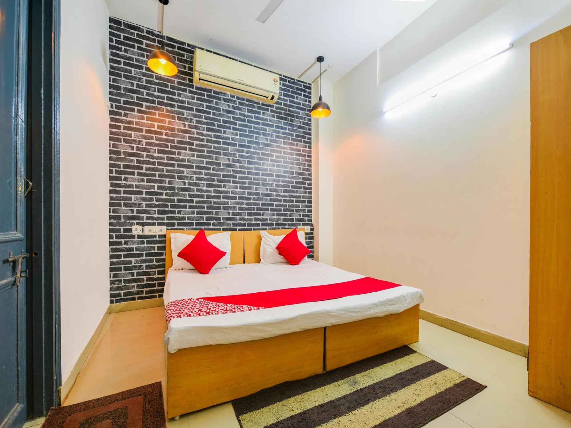 Hotel O Unique Delhi Home Stay New Delhi Exterior foto